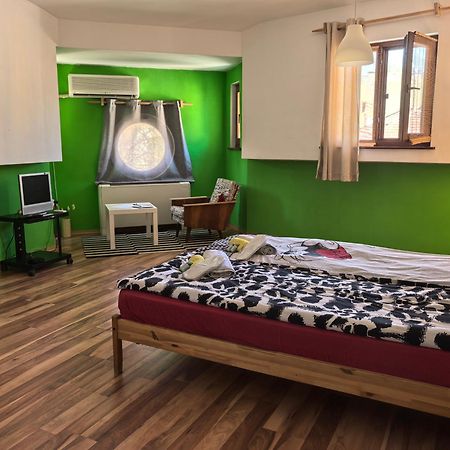 4 Rooms Plovdiv Eksteriør bilde